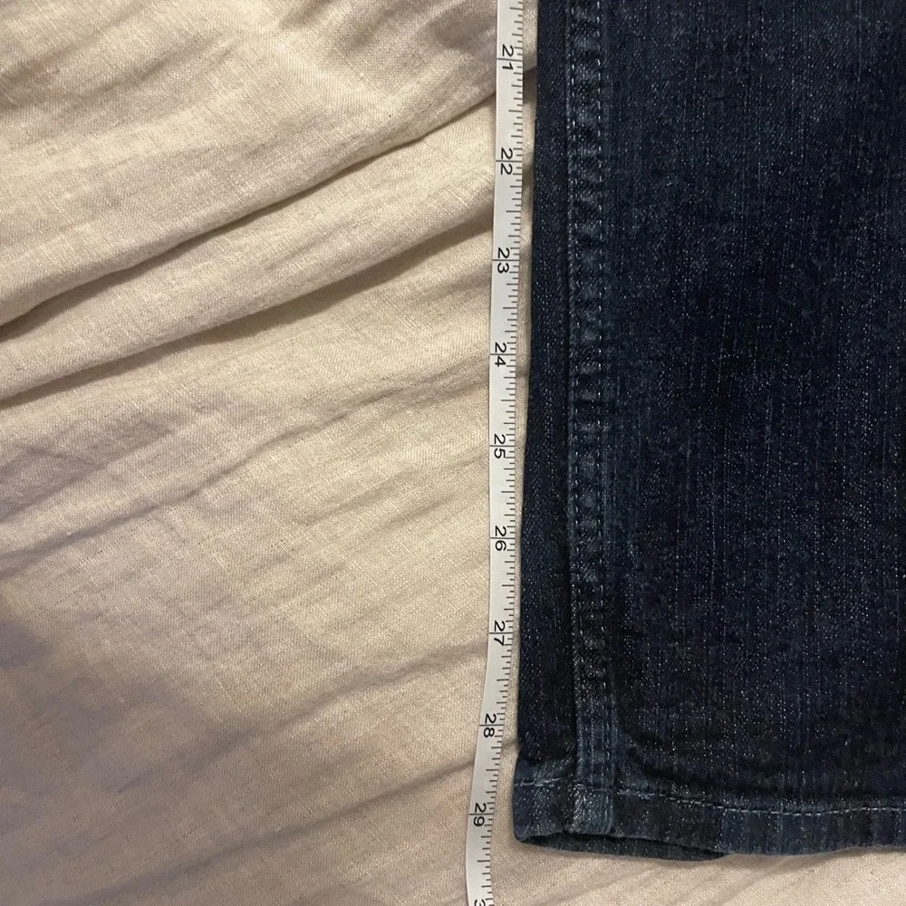 NWOT   Guess Dark Blue Los Angeles FOxY Skinny Jeans.    size 28 - Picture 6 of 8